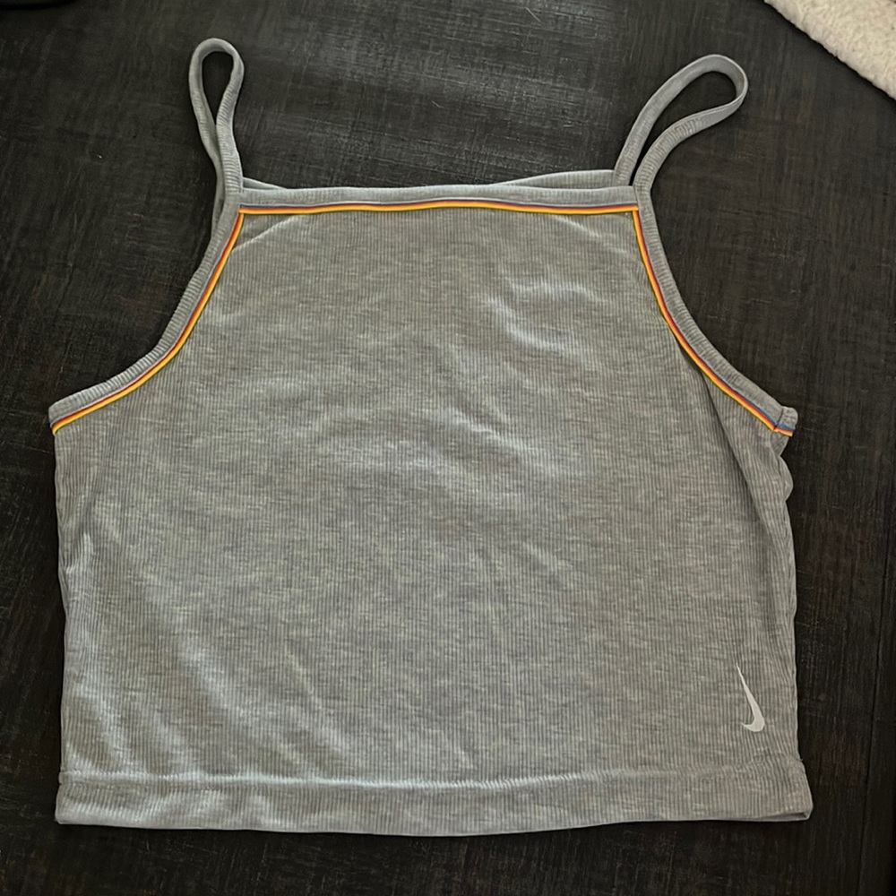 Nike Crop Top